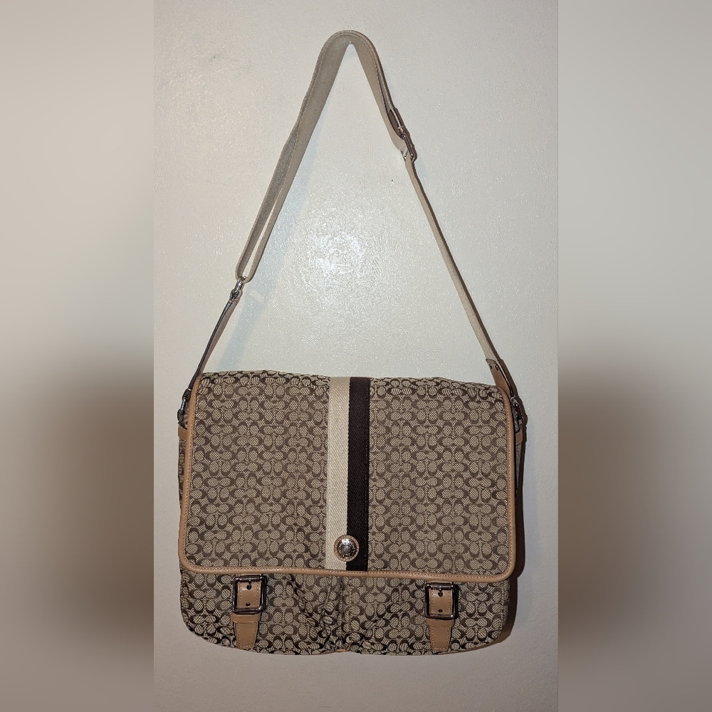 Coach Voyager Khaki Crossbody Messenger Bag Tan Khaki VGUC